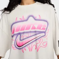 Nike Sportswear женская оверсайз Graphic футболка цвет белый