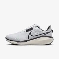 Nike Vomero 17 чоловічі Road Running Кросівки колір білий