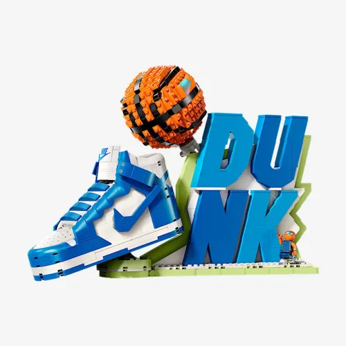 Nike Dunk x LEGO® набор Sneaker-Building Kit with Exclusive Minifigure синий
