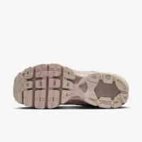 Nike Air Max Moto 2K жіноча Кросівки колір коричневий