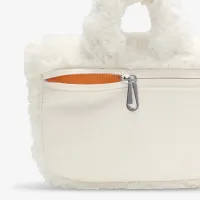 Nike Big детские Faux Fur Crossbody сумка (1L) цвет белый