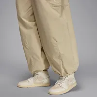 Nike Jordan Flight Chicago женская Parachute Pants цвет коричневый