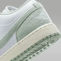 Nike Air Jordan 1 Low SE Big дитячі Кросівки колір білий