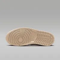 Nike Air Jordan 1 High Method of Make жіноча Кросівки колір коричневий