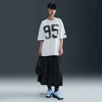 Nike Sportswear женская Short-Sleeve футболка цвет белый