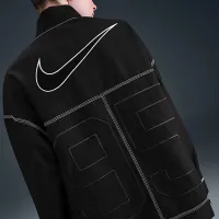 Nike Sportswear женская оверсайз Graphic Cargo Куртка цвет черный