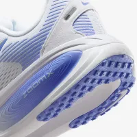 Nike Vomero 18 жіноча Road Running Кросівки колір білий