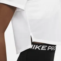 Nike Dri-FIT One женская Standard Fit Short-Sleeve Cropped Top цвет белый
