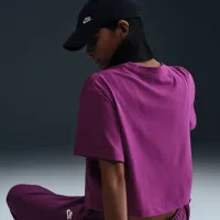 Nike Sportswear Essential жіноча Cropped Logo футболка колір фіолетовий