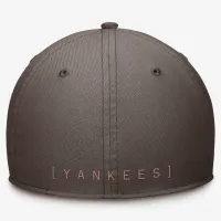 New York Yankees Statement Swoosh чоловічі Nike Dri-FIT MLB Hat колір коричневий