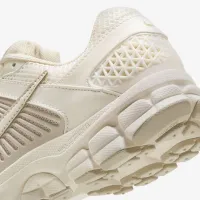Nike Zoom Vomero 5 жіноча Кросівки колір коричневий