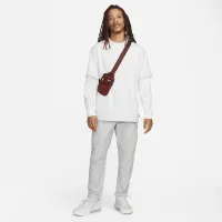 Nike Sportswear Premium Essentials чоловічі футболка колір коричневий