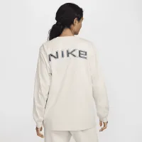 Nike Sportswear жіноча Loose Long-Sleeve футболка колір коричневий