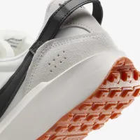 Nike Waffle Debut жіноча Кросівки колір білий
