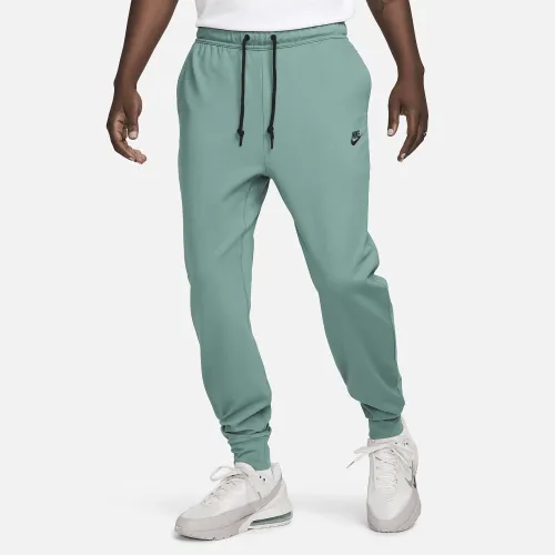Nike Sportswear Tech чоловічі Knit Lightweight Joggers колір зелений