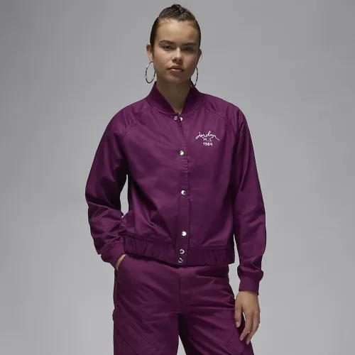 Nike Jordan женская Varsity Куртка цвет красный