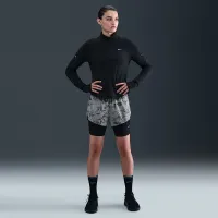 Nike Swift жіноча Mid-Rise 2-in-1 Running шорти with Reflective Accents колір сірий