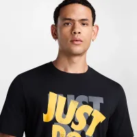 Nike Sportswear чоловічі футболка колір чорний