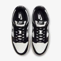 Nike Dunk Low SE жіноча Кросівки колір білий