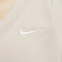 Nike Sportswear Phoenix Fleece жіноча Cropped V-Neck Top колір коричневий