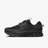 Nike Zoom Vomero Roam чоловічі Winterized Кросівки колір чорний