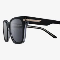 Nike Crescent II Sunglasses колір чорний