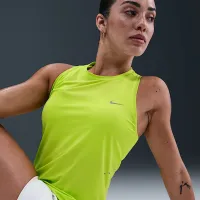 Nike Swift жіноча Dri-FIT Running Tank Top колір зелений