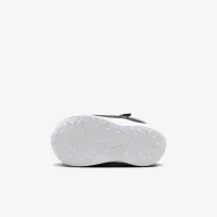 Nike Revolution 7 Baby/Toddler Кроссовки цвет черный