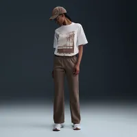 Nike Sportswear женская Short-Sleeve Graphic футболка цвет белый