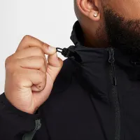Nike Tech мужские Woven Куртка цвет зеленый
