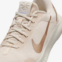 Nike Flex Experience Run 12 жіноча Road Running Кросівки колір коричневий