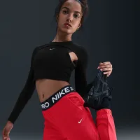 Nike Pro Fleece Big детские (Girls') Dri-FIT Joggers цвет красный