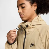 Nike Tech мужские Woven Куртка цвет коричневый