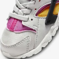 Nike Huarache Run Baby/Toddler взуття Grey