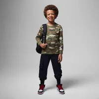 Nike Jordan Brooklyn Essentials Little детские Camo Long Sleeve Top цвет зеленый
