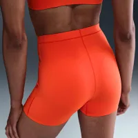 Nike Form женская Boyшорты цвет красный