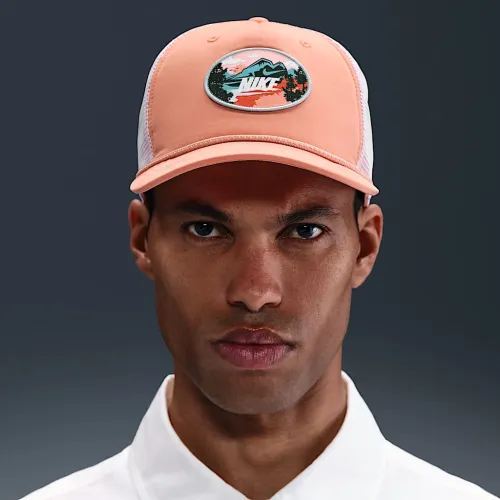 Nike Rise Structuколір червоний Outdoor Trucker Cap Orange