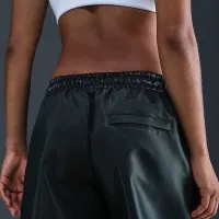 Nike Sportswear Windrunner женская Shine Pants цвет зеленый