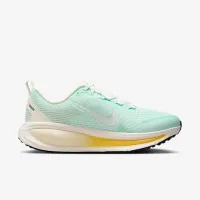 Nike Vomero 18 женская Road Running Кроссовки цвет зеленый