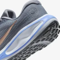 Nike Journey Run женская Road Running Кроссовки цвет серый