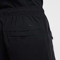 Nike Tech чоловічі Woven шорти колір чорний