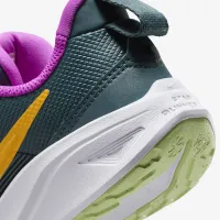 Nike Star Runner 4 Little дитячі Кросівки колір зелений