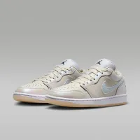 Nike Air Jordan 1 Low SE 