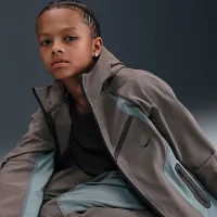 Nike Tech Big детские (для мальчиков) Woven Куртка цвет серый