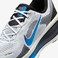 Nike Vomero 18 чоловічі Road Running Кросівки колір білий