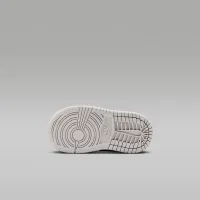 Nike Jordan 1 Mid SE Baby/Toddler Кросівки колір сірий