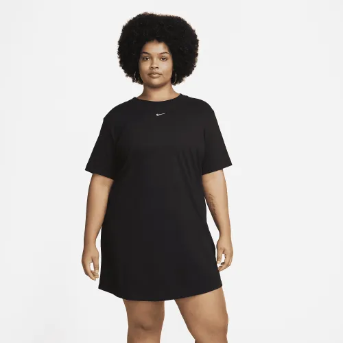 Nike Sportswear Essential женская Short-Sleeve футболка Костюм (большие размеры) цвет черный