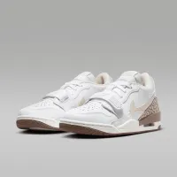 Nike Air Jordan Legacy 312 Low жіноча Кросівки колір білий
