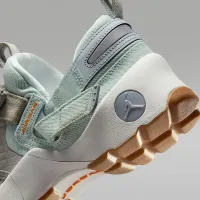 Nike Jordan Trunner LX жіноча Кросівки різнокольорові
