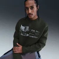 Nike Tech чоловічі Fleece Crew with Reflective Accents колір зелений